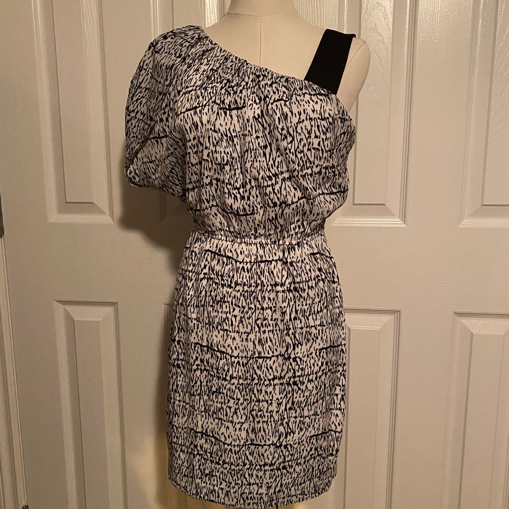 BCBGeneration Monochrome One-Shoulder Dress or Long Top with Leggings